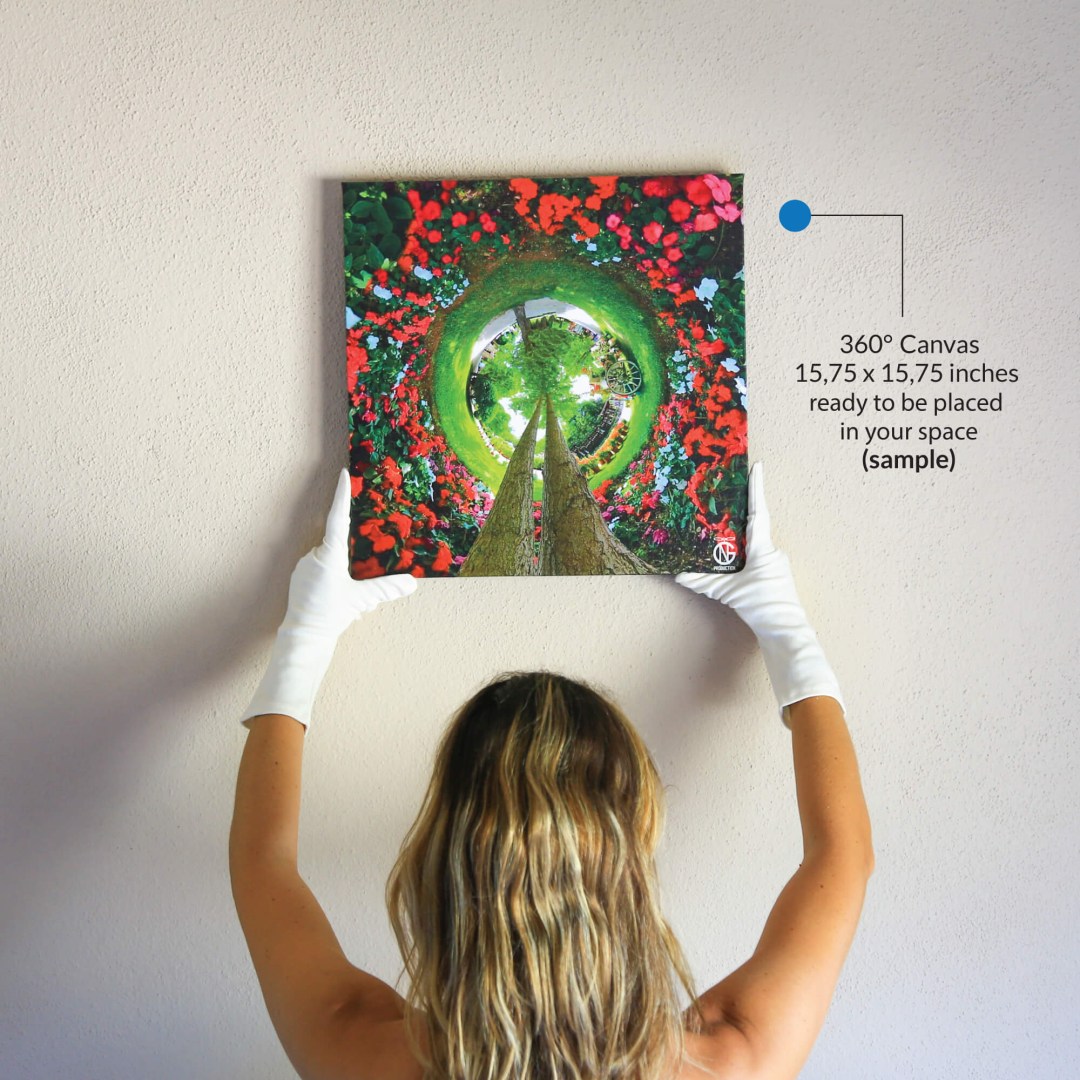 Hanging a 360° canvas on the wall, 15.75×15.75 in sample, ready to place in your space